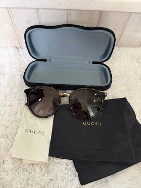 Gucci Tortoiseshell Sunglasses - Brown Lenses
